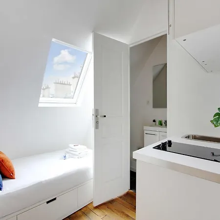 Apartman Bedroom 2 - Place Victor Hugo Trocadero - Bail Mobilite